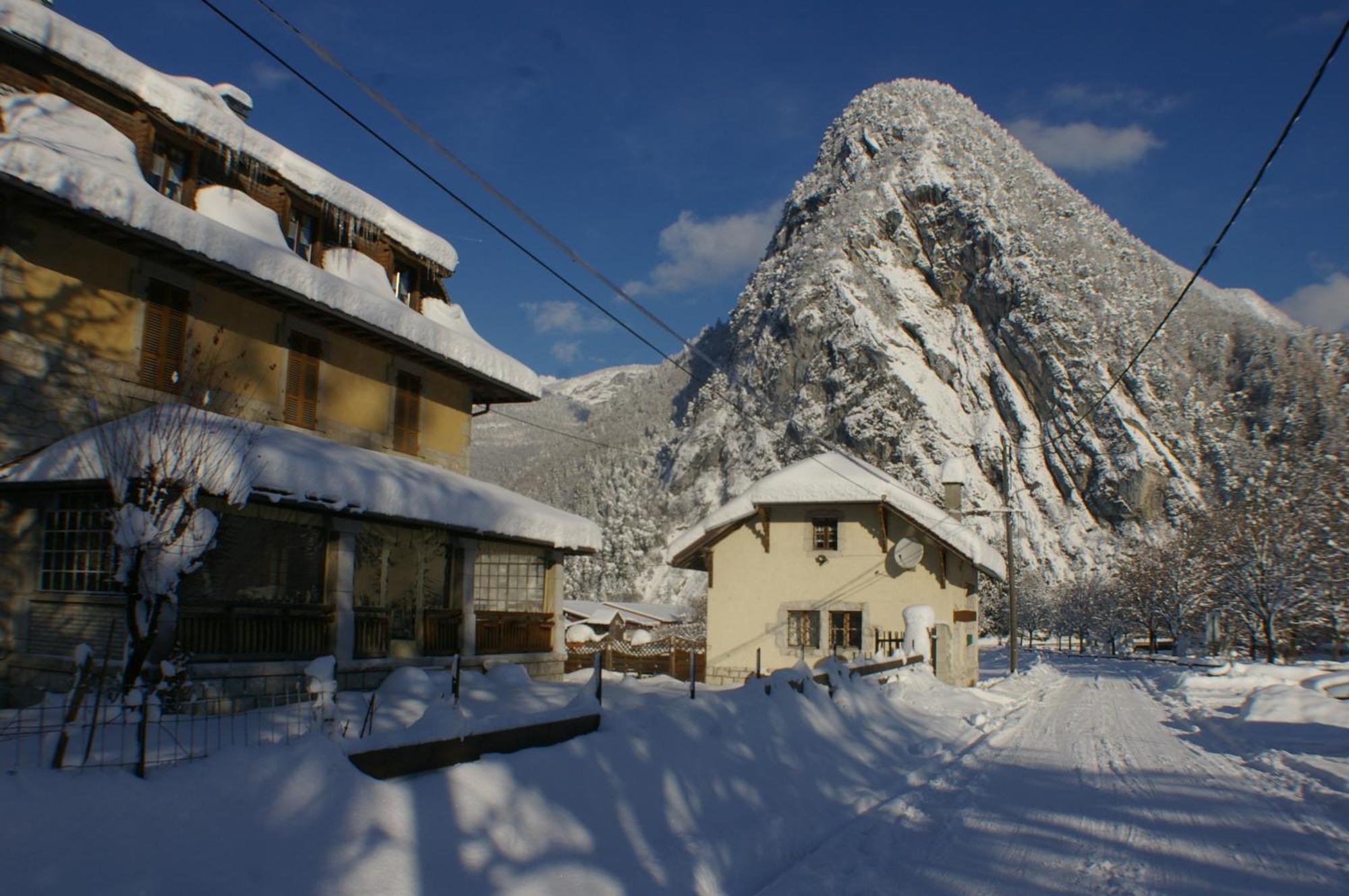 Gîte Les Mésanges Thônes Esterno foto